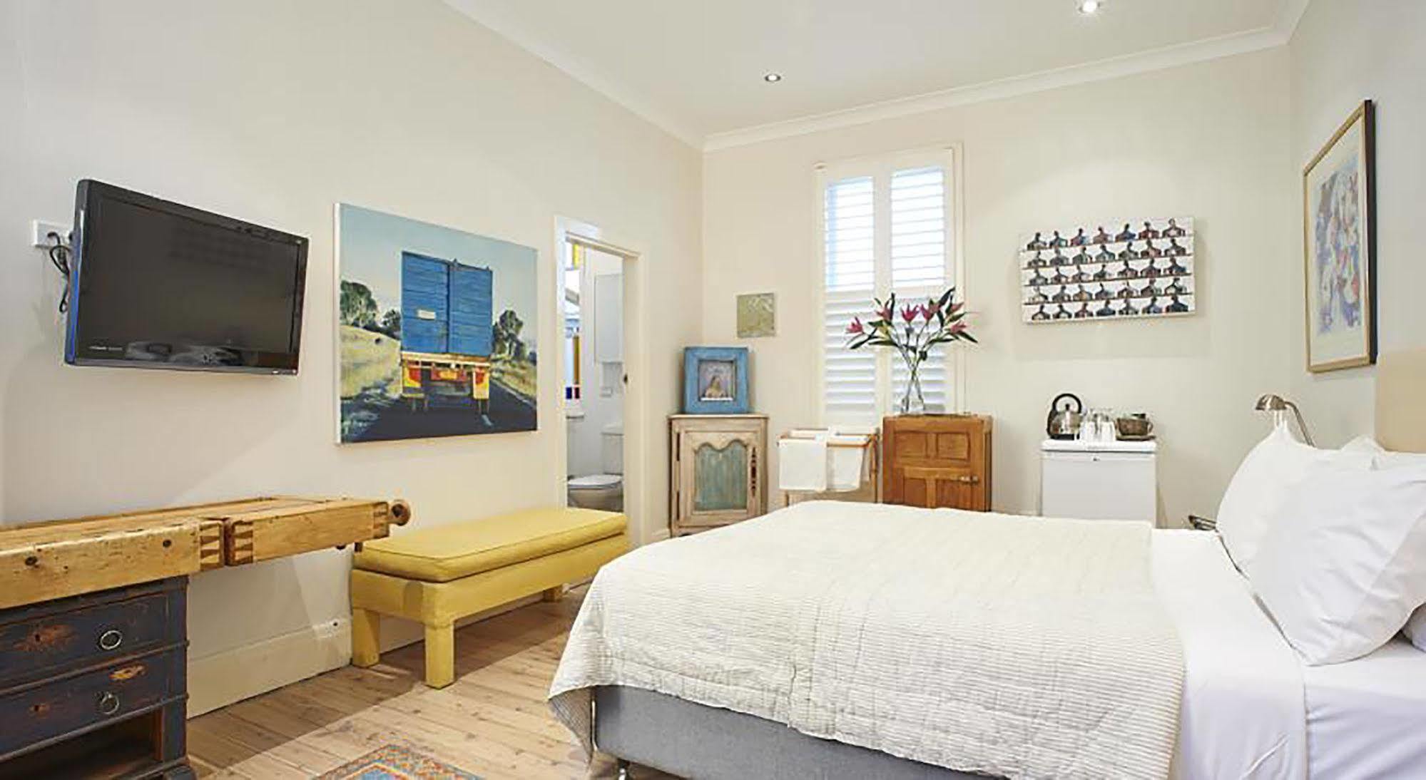 Bondi Beach House Bed and Breakfast Sydney Exteriör bild